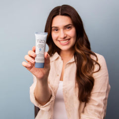 TiZO2 Facial Mineral Sunscreen and Primer, Non-tinted Broad Spectrum SPF 40 with Antioxidants